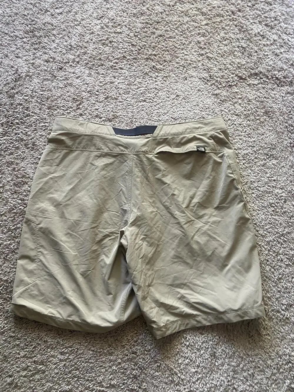 The North Face Shorts Mens 38 Beige Microfiber Hiking Quick Dry Belted Pockets